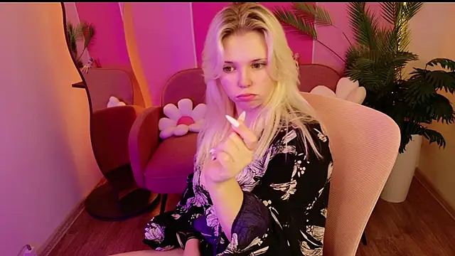 emillyrogers - EmillyRogers's free webcam