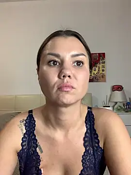 miramiss - MiraMiss's free webcam - UK Sex Cams