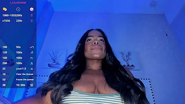 nahomi_lil