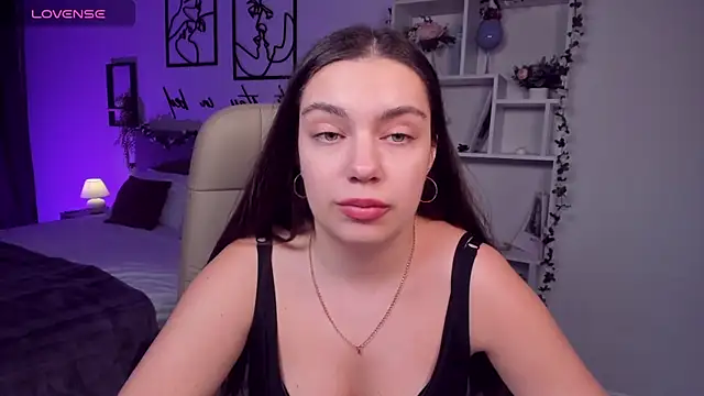DaniellaLovely