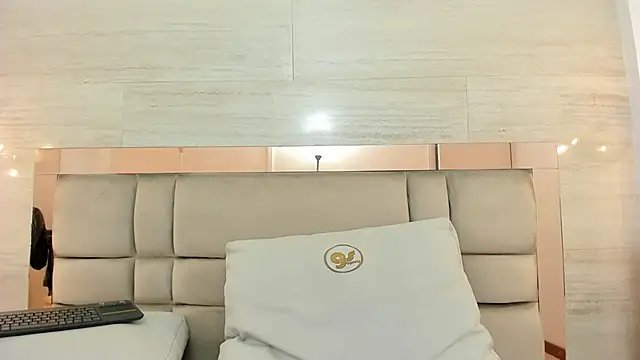 karol_lewiss