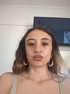 gabyenlalunax - Gabyenlalunax's free webcam - UK Sex Cams