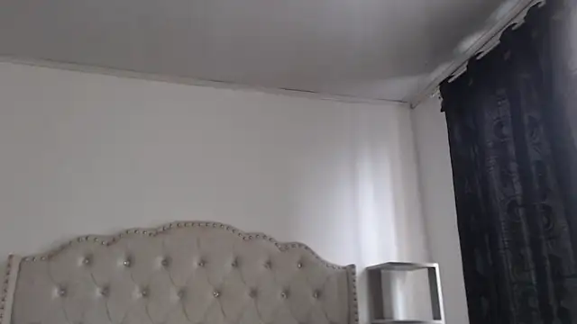 Abril_Squirt