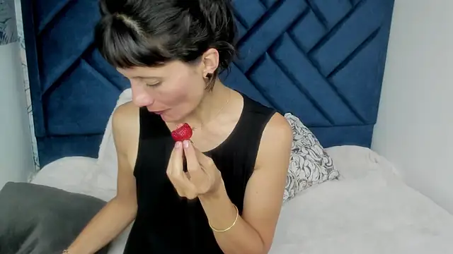 Valery_More__