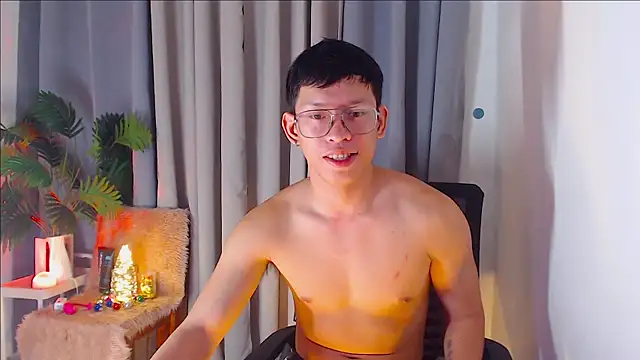 pinkcock_froi2305