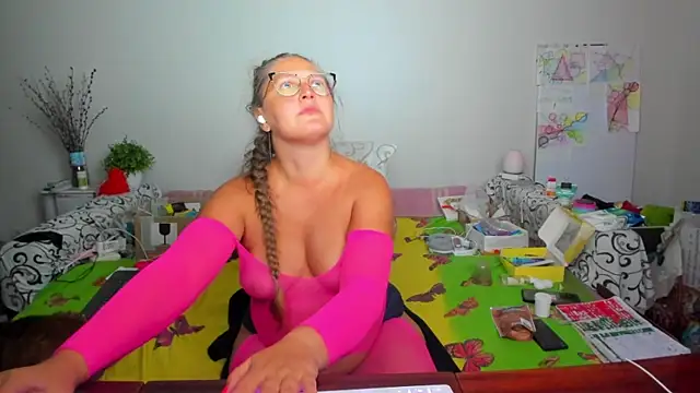 iamyournarcotic - IamYourNarcotic's free webcam - UK Sex Cams