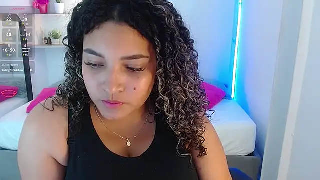 Julia_Boobs