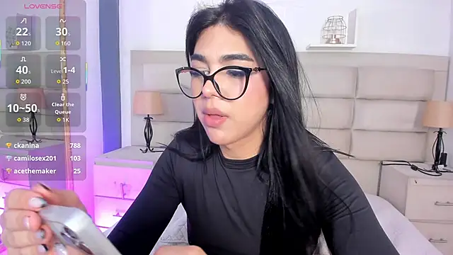 Модель: RoseCassie