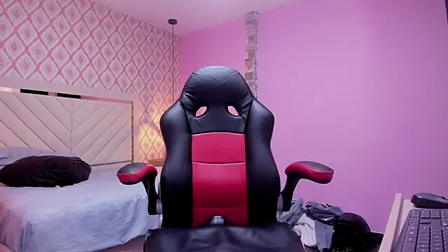 AURORAMARTIN2