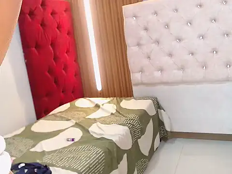 sabrina_roosa