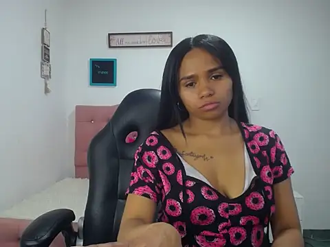 Sofiahot_83