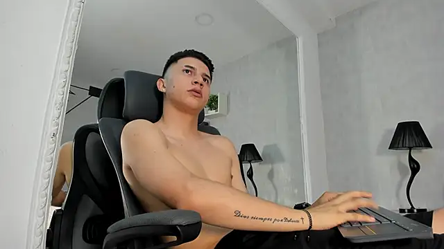 liaamsmiith_
