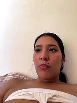 IsabellaJoness_