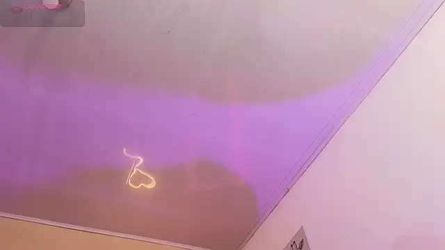 kissy_tay - Kissy_tay's free webcam - UK Sex Cams
