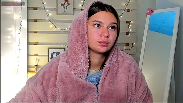 Josephine_Kiss
