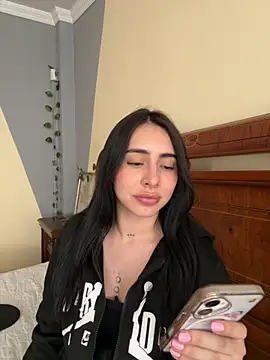isabella_jade