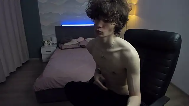  Edvard_Blare chat room