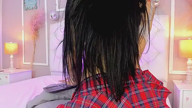 scarlet_hill - Scarlet_hill's free webcam - UK Sex Cams