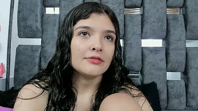 artemisakim - ARTEMISAKIM's free webcam - UK Sex Cams