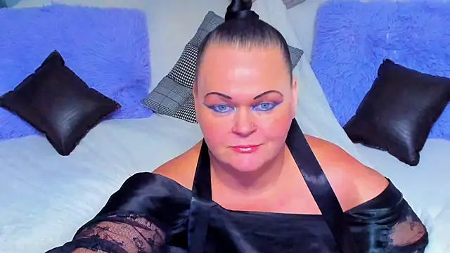 milanabiegert - MilanaBiegert's free webcam - UK Sex Cams
