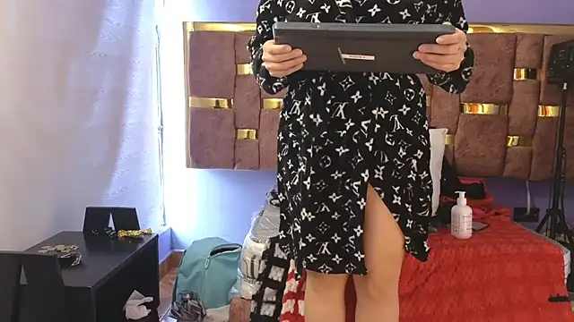 _alicehills33 - _Alicehills33's free webcam - UK Sex Cams