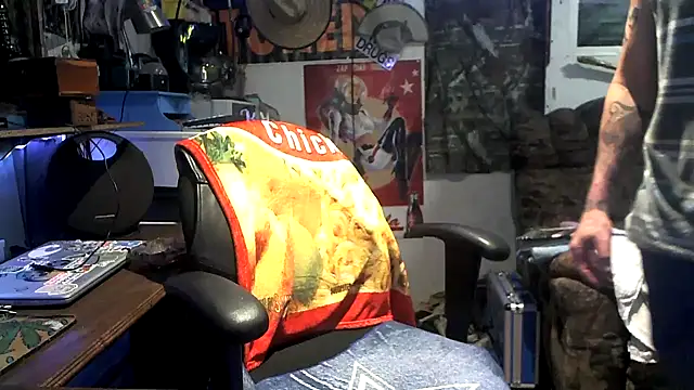 clouddadddyyy420 (M young) - stroke until cum