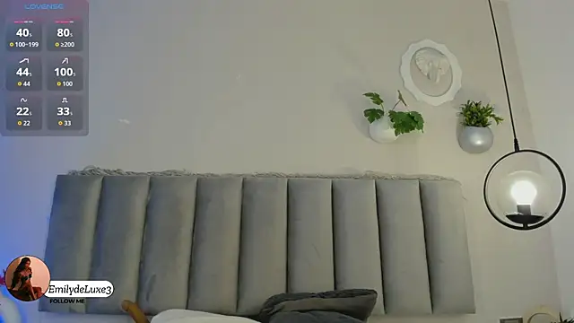 Emely_Deluxe