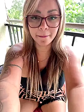 DIANITA_1988's Stripchat show and profile