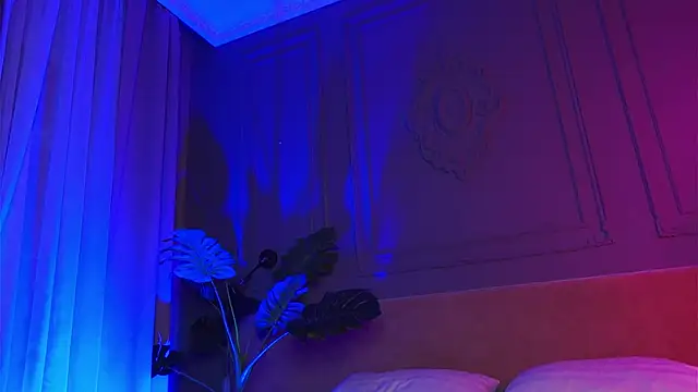 Liv_Fay