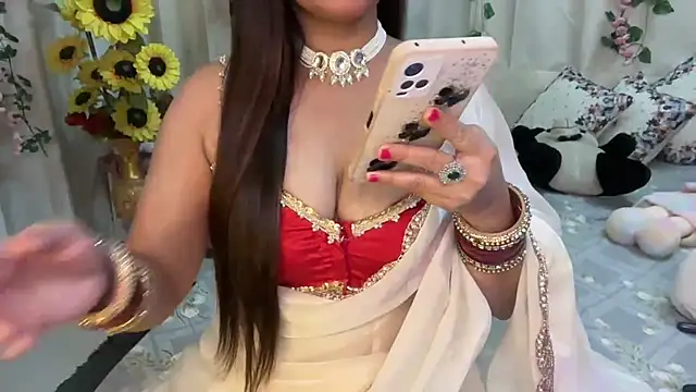 Mahimagic_doll