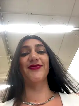 ninabigtitied