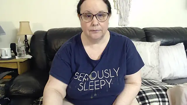 Juicy_Julie469