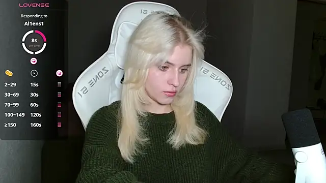 Helga__Pataki