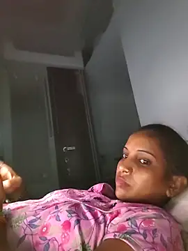 Hotty-Nidhi