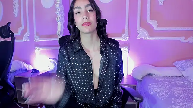 aitana_johns