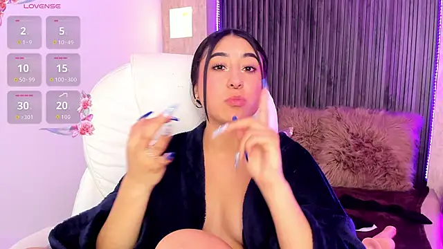 victoria_carpher