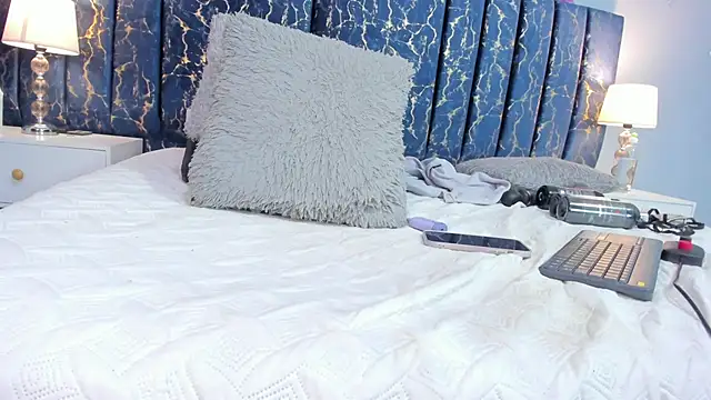 sophia_lemos - Sophia_Lemos's free webcam - UK Sex Cams