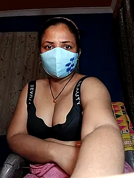 HotAishaa