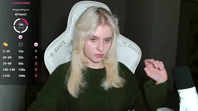 Helga__Pataki