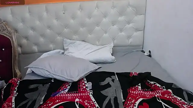 karolinee_66_