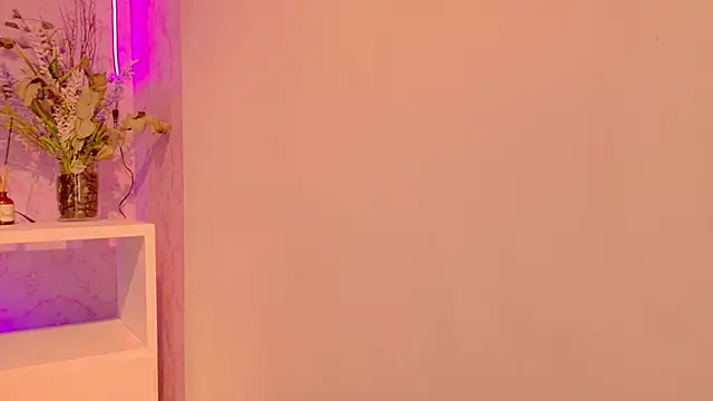 paulina_sodi - Paulina_Sodi's free webcam