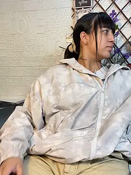 sophi_kalifa - Sophi_Kalifa's free webcam - UK Sex Cams