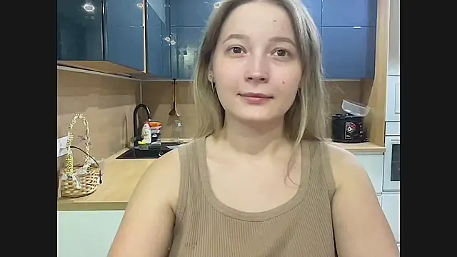 charmingsarah - CharmingSarah's free webcam - UK Sex Cams