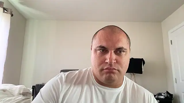 sluggishchase99 - SluggishChase99's free webcam - UK Sex Cams