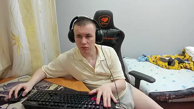 iliaskrislove - Iliaskrislove's free webcam