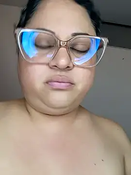 chiki_hot92 - Chiki_hot92's free webcam - UK Sex Cams