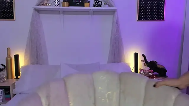 Zoe_Gruber