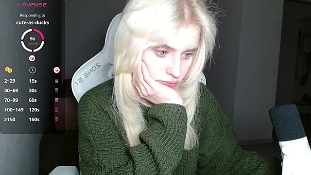 Helga__Pataki