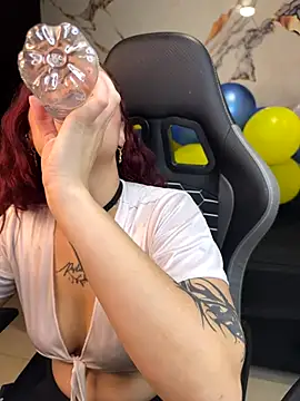  Megann_19_ chat room