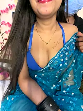  Aditi___O chat room